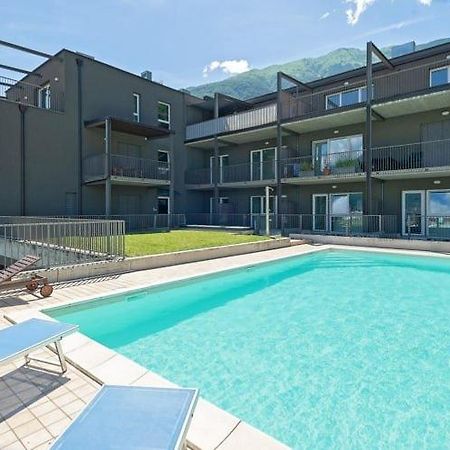Musso Modern Apartments Lake View With Pool מראה חיצוני תמונה